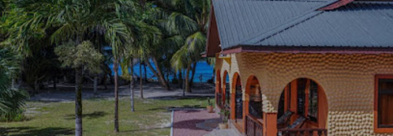Anse Kerlan Beach Chalets